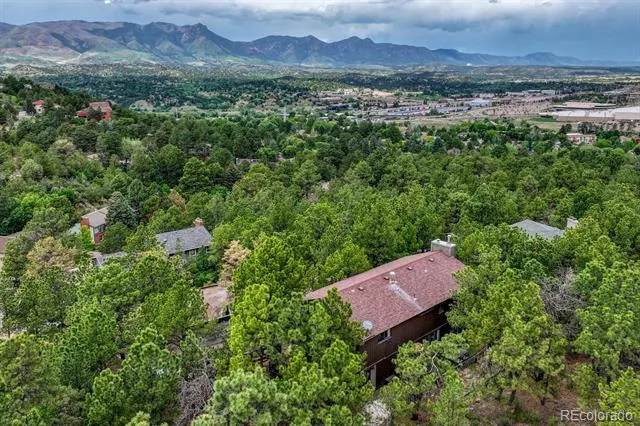 6175 Garlock Way Colorado Springs, CO 80918
