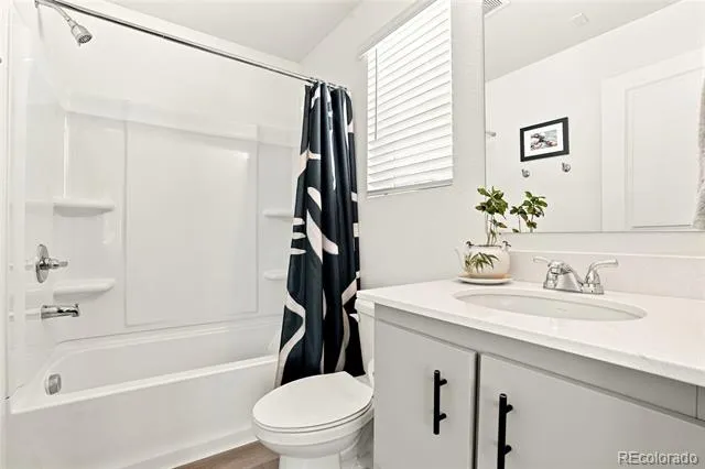 5026 Walden Way Denver, CO 80249