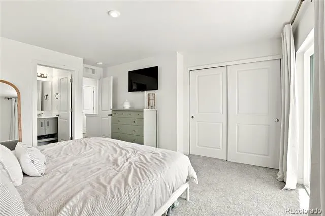 5026 Walden Way Denver, CO 80249