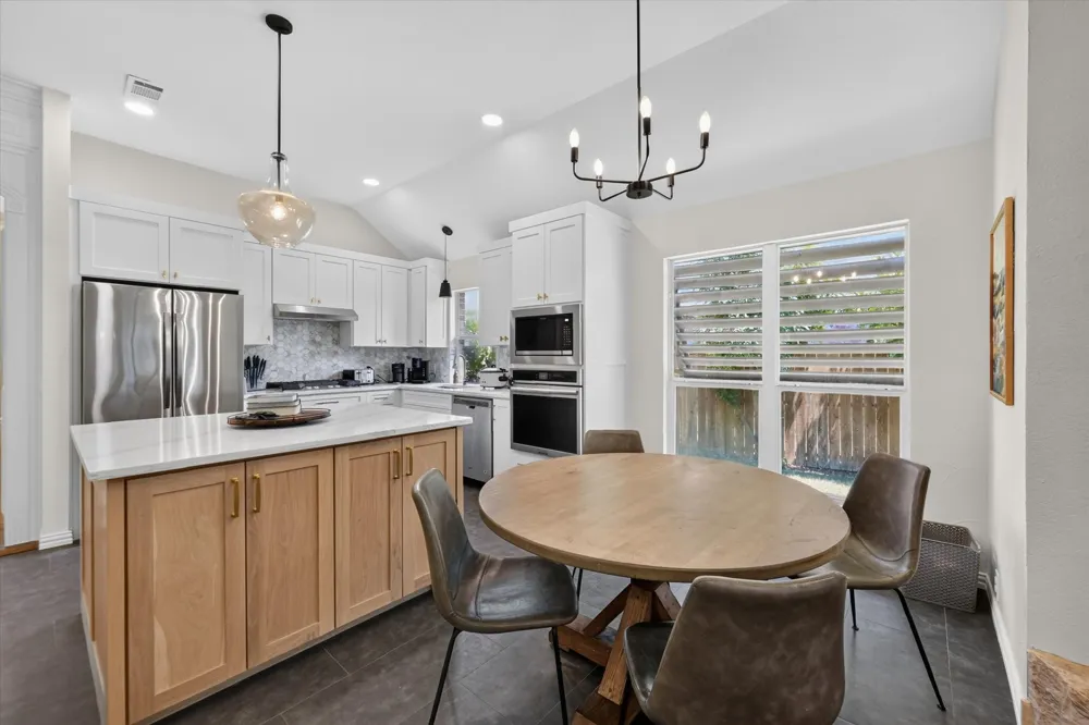 2304 Tralee Circle McKinney, TX 75072