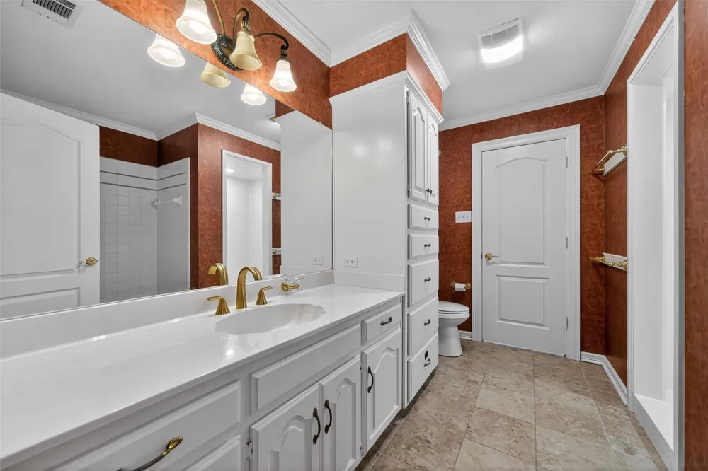 504 Hyde Park Drive Tyler, TX 75701