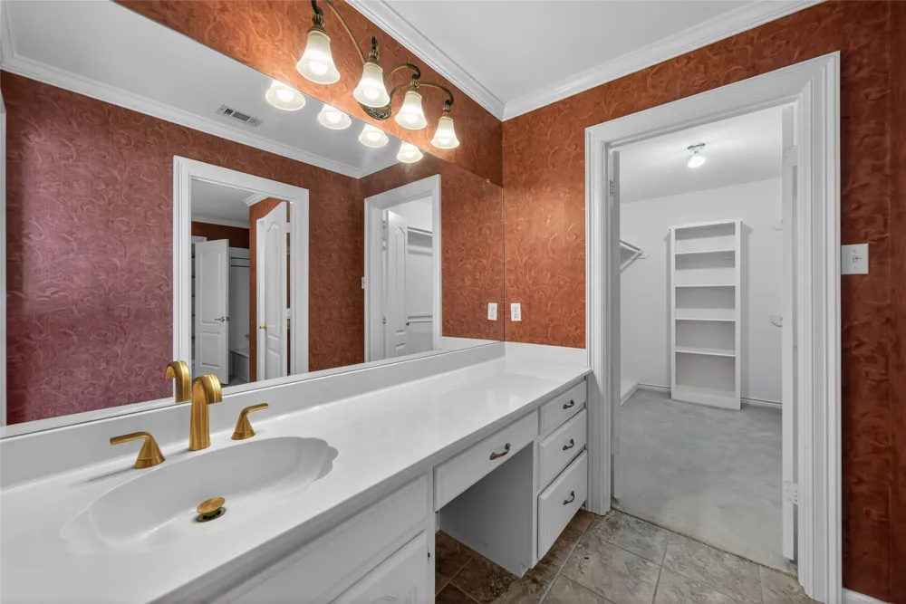 504 Hyde Park Drive Tyler, TX 75701