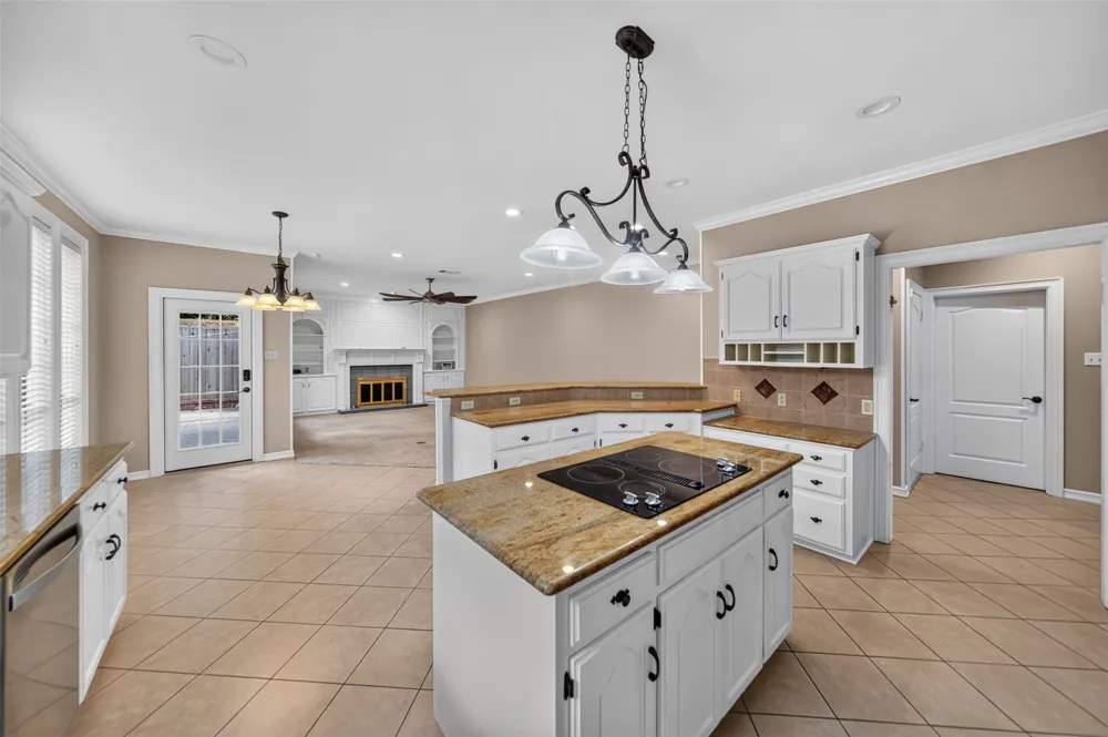 504 Hyde Park Drive Tyler, TX 75701
