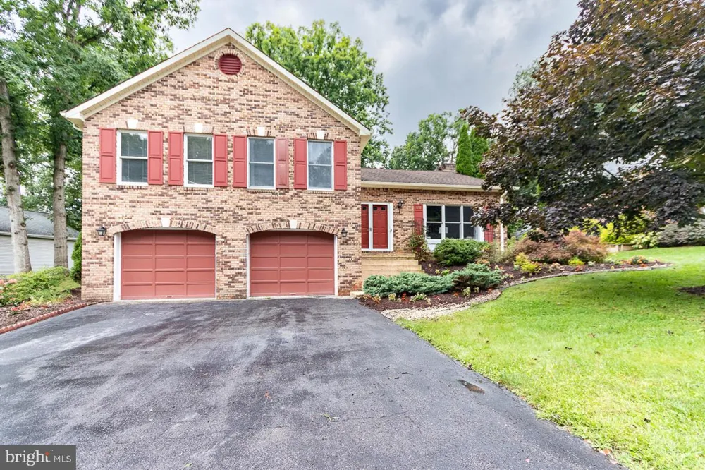 660 STONELEDGE ROAD State College, PA 16803