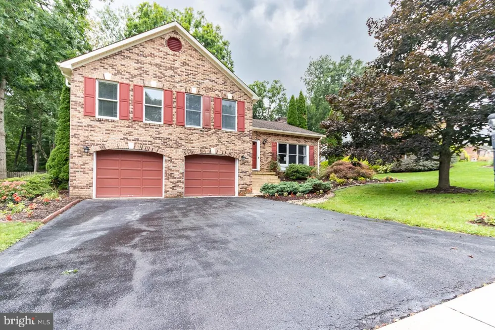 660 STONELEDGE ROAD State College, PA 16803