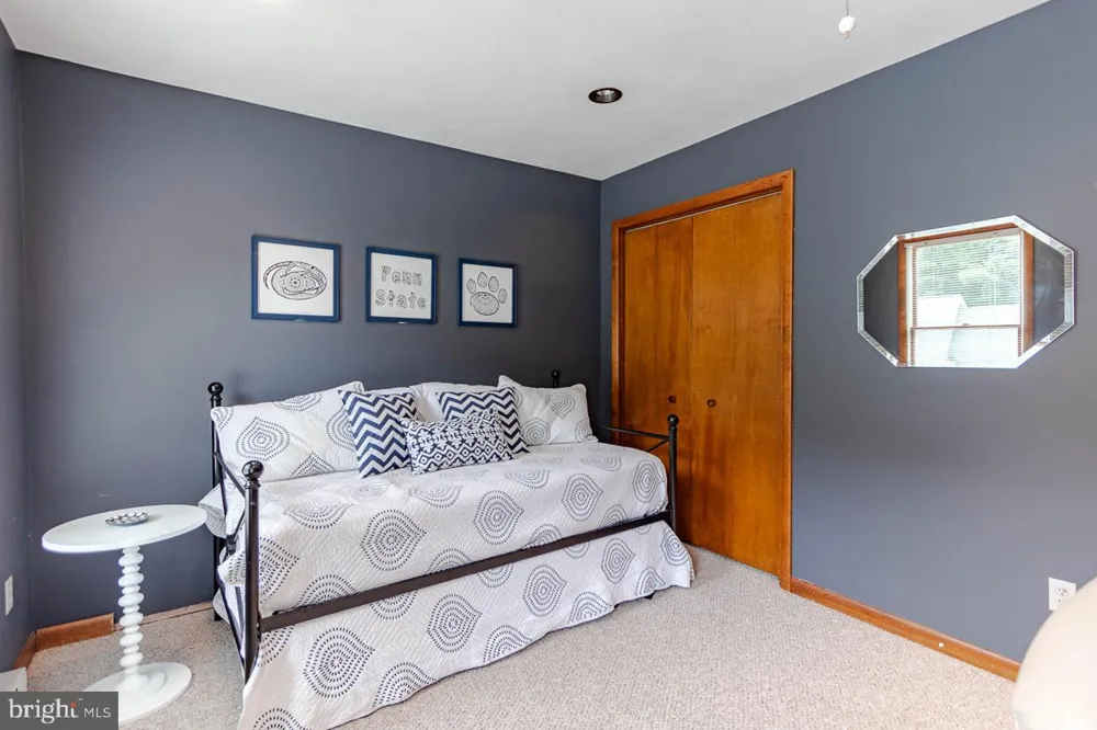 660 STONELEDGE ROAD State College, PA 16803