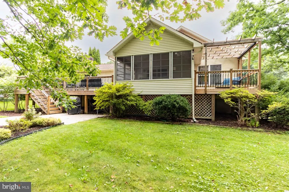 660 STONELEDGE ROAD State College, PA 16803