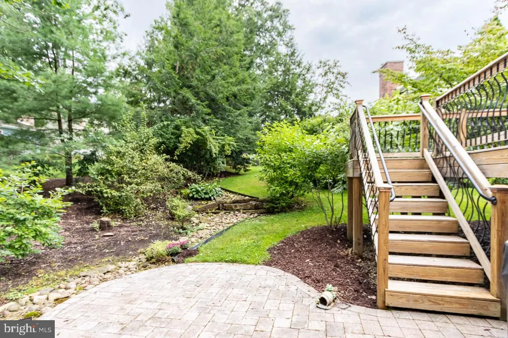 660 STONELEDGE ROAD State College, PA 16803