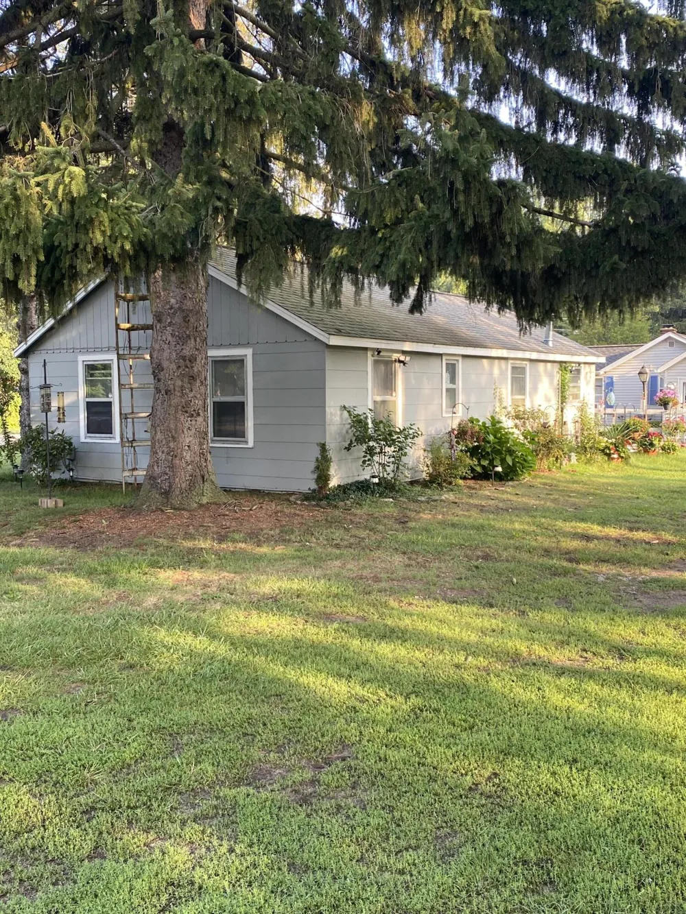 17500 174th Avenue Spring Lake, MI 49456