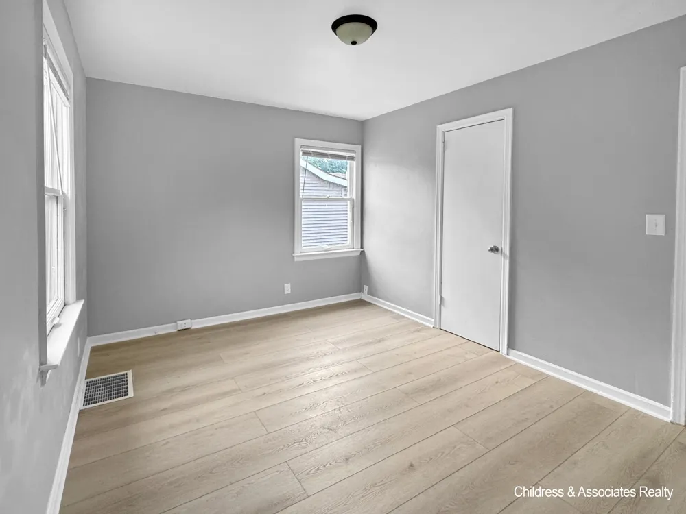1429 Louise Street SE Grand Rapids, MI 49507