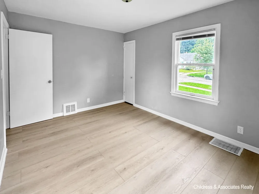 1429 Louise Street SE Grand Rapids, MI 49507
