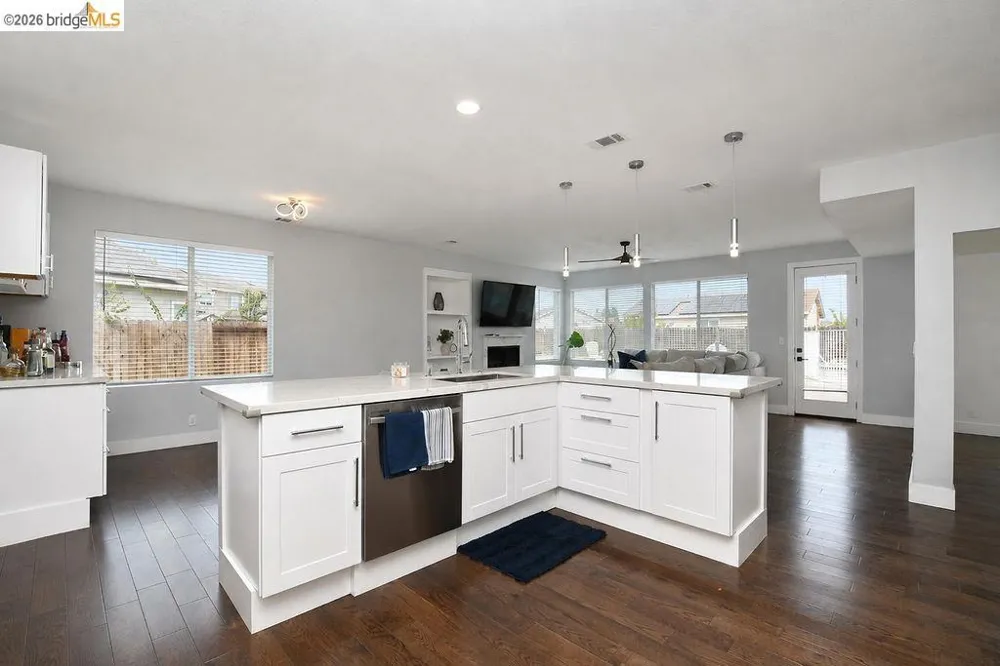 5421 E Creek Ct Antioch, CA 94531