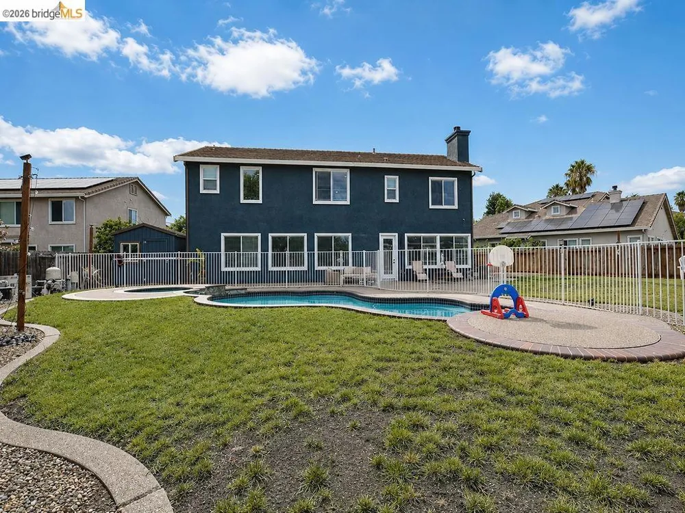 5421 E Creek Ct Antioch, CA 94531
