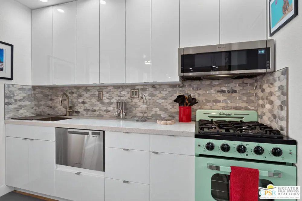 1555 Chaparral Road #330 Palm Springs, CA 92262