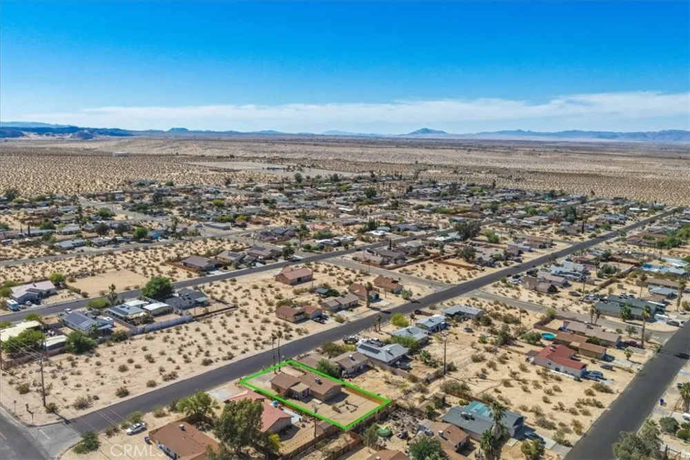5665 Lupine Avenue 29 Palms, CA 92277