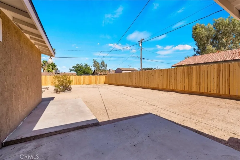 5665 Lupine Avenue 29 Palms, CA 92277