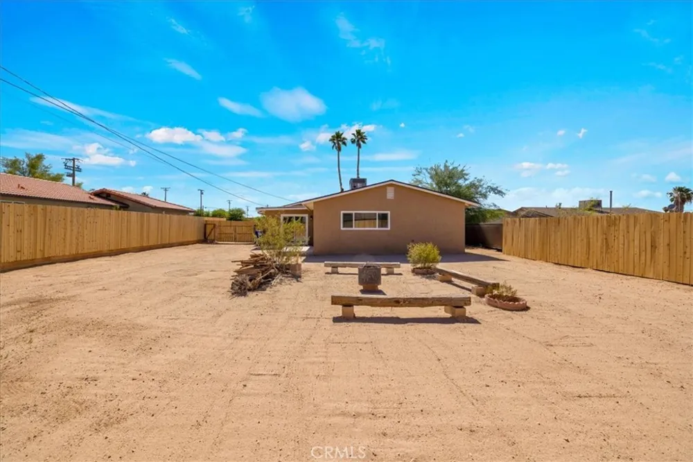 5665 Lupine Avenue 29 Palms, CA 92277