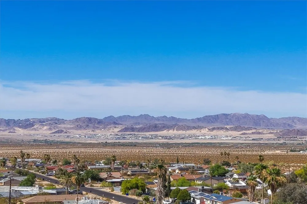5665 Lupine Avenue 29 Palms, CA 92277
