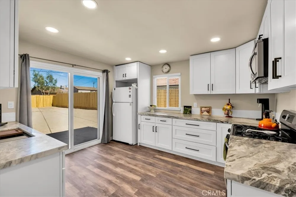 5665 Lupine Avenue 29 Palms, CA 92277