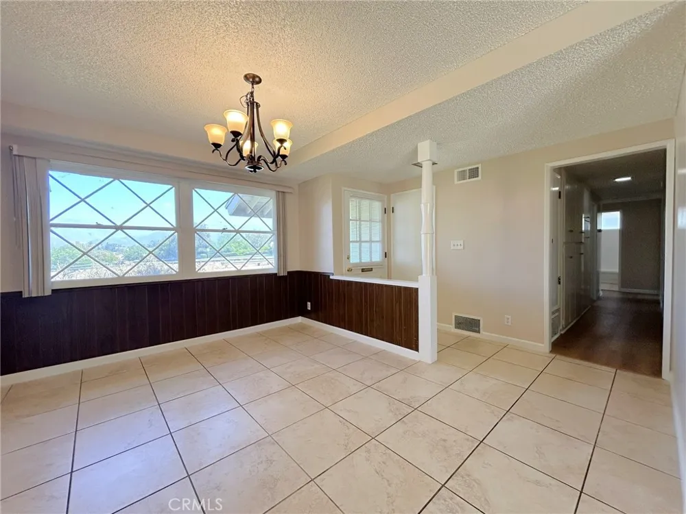238 E Sunset Avenue Redlands, CA 92373
