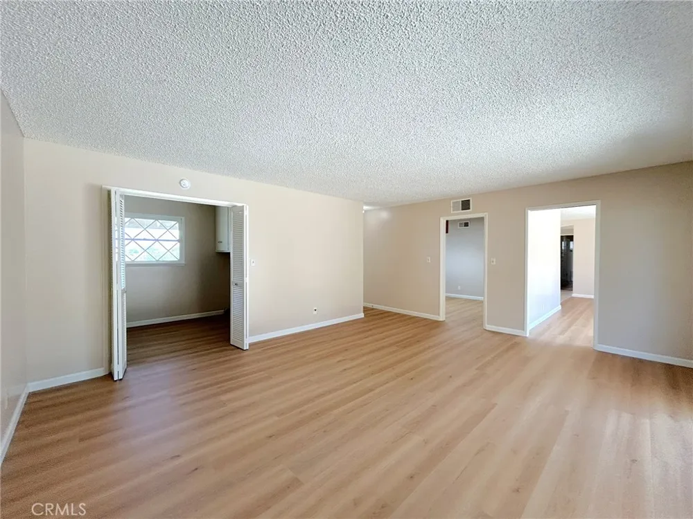 238 E Sunset Avenue Redlands, CA 92373