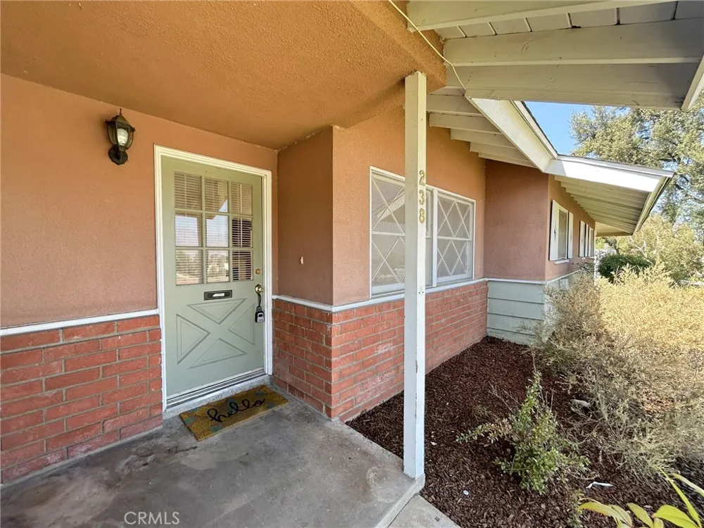 238 E Sunset Avenue Redlands, CA 92373