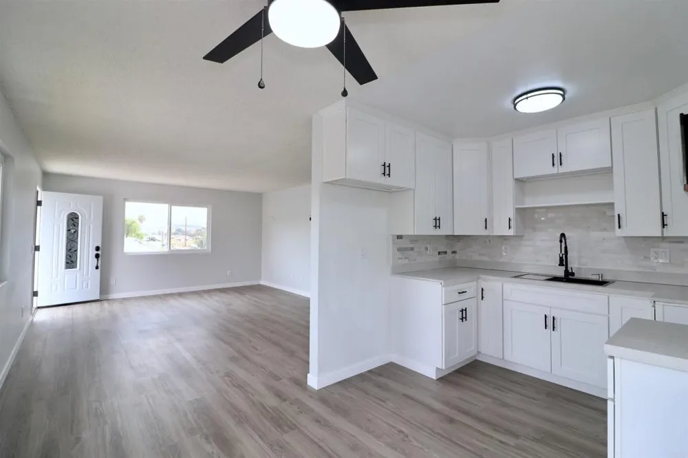 110 W Hall Avenue San Ysidro, CA 92173
