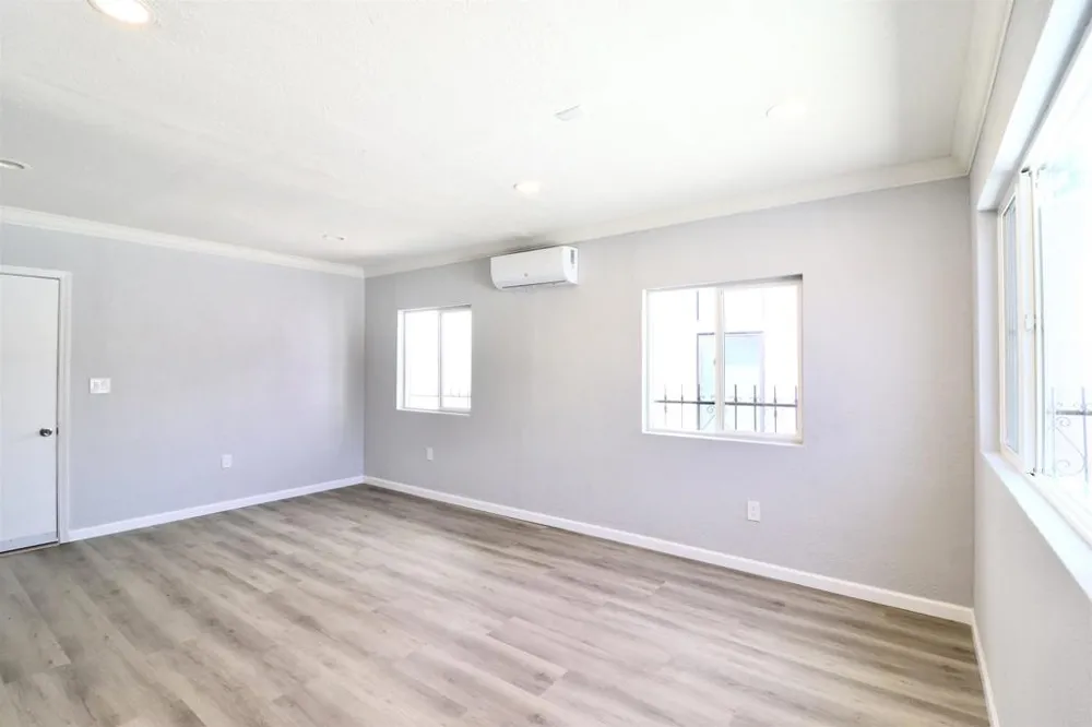 110 W Hall Avenue San Ysidro, CA 92173