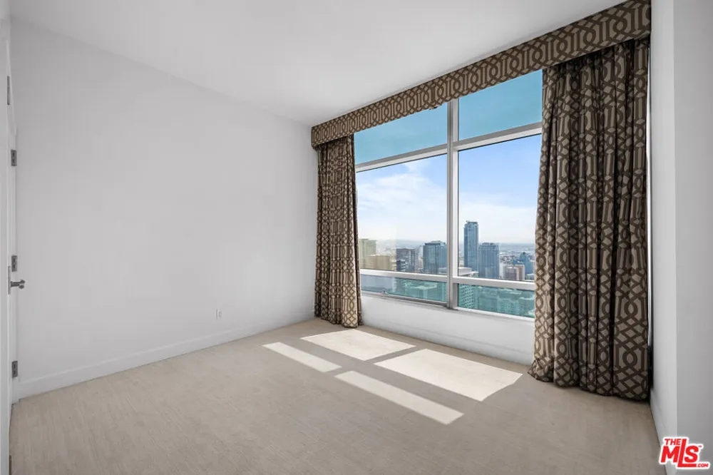 900 W Olympic Boulevard #36I Los Angeles, CA 90015