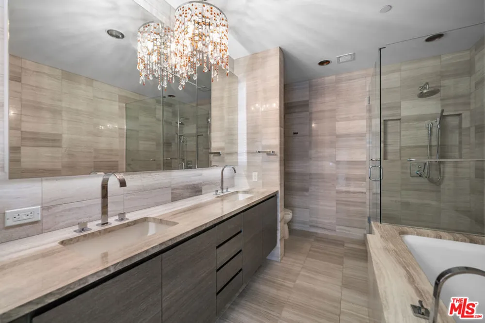 900 W Olympic Boulevard #36I Los Angeles, CA 90015