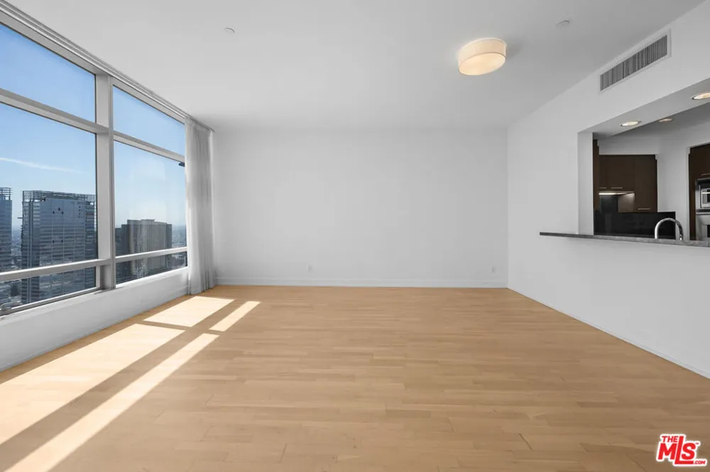 900 W Olympic Boulevard #36I Los Angeles, CA 90015