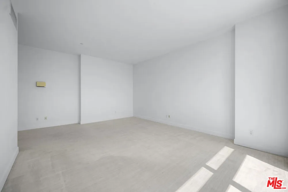 900 W Olympic Boulevard #36I Los Angeles, CA 90015