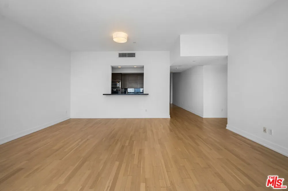 900 W Olympic Boulevard #36I Los Angeles, CA 90015