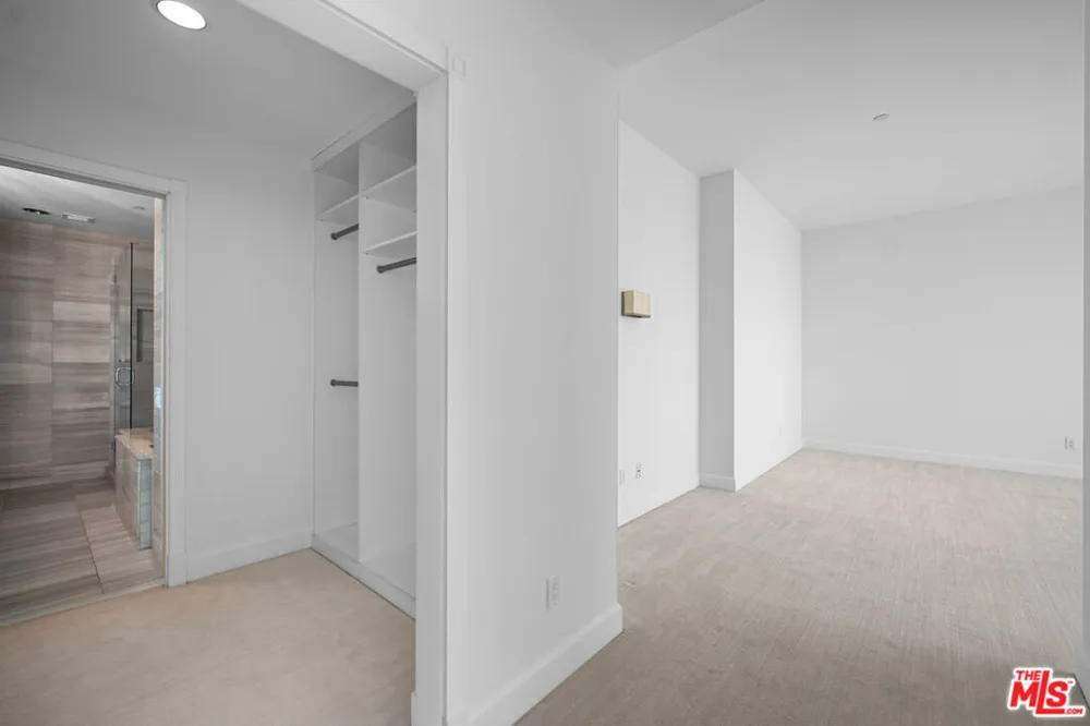 900 W Olympic Boulevard #36I Los Angeles, CA 90015