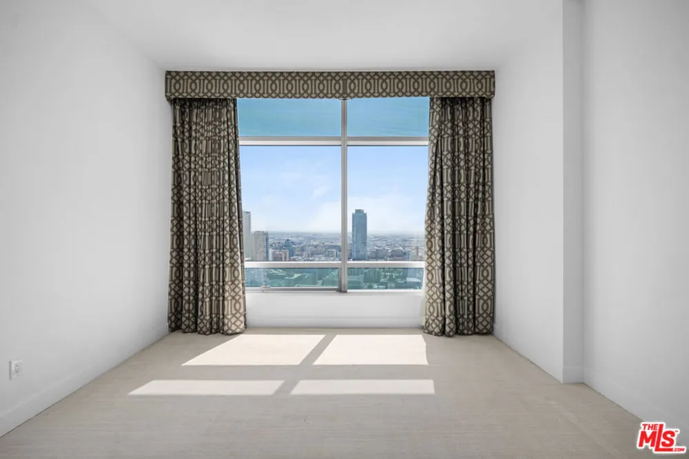 900 W Olympic Boulevard #36I Los Angeles, CA 90015