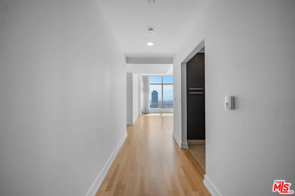 900 W Olympic Boulevard #36I Los Angeles, CA 90015