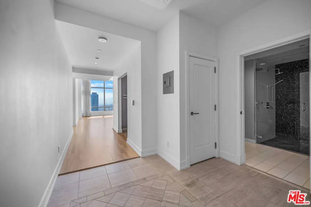 900 W Olympic Boulevard #36I Los Angeles, CA 90015