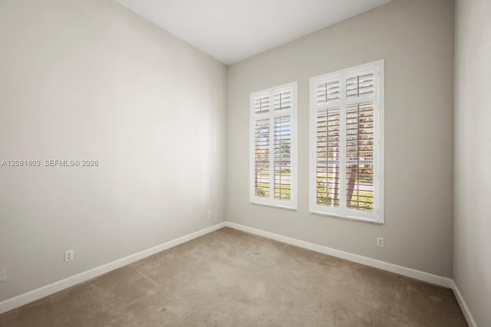303 NW Somerset Cir Port St. Lucie, FL 34983