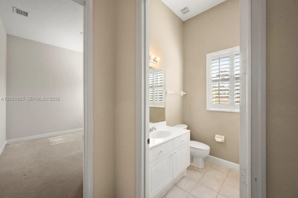 303 NW Somerset Cir Port St. Lucie, FL 34983
