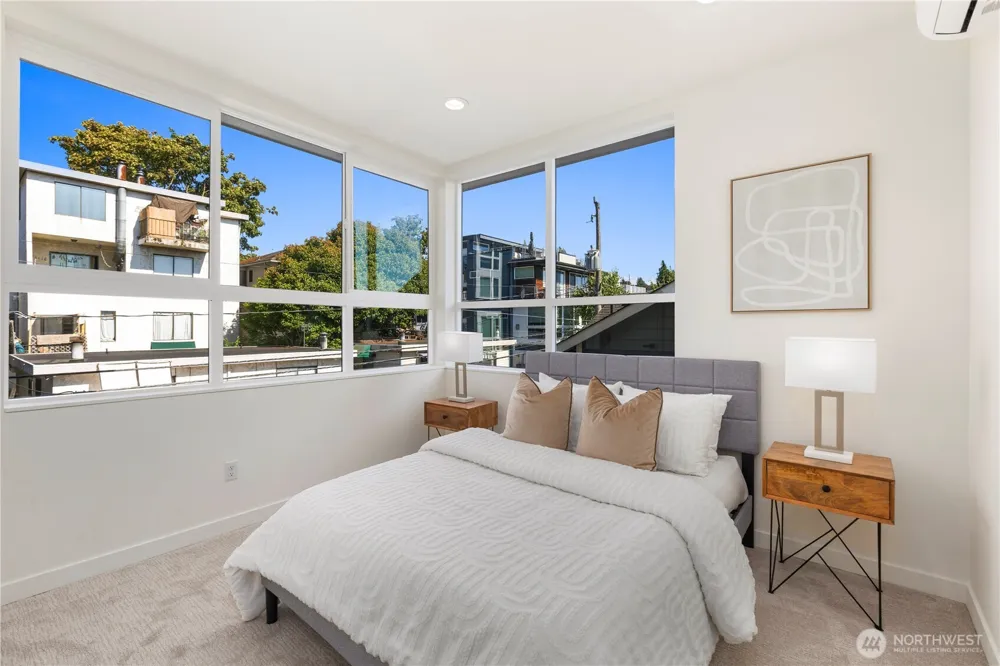 2328 Franklin Avenue E #A Seattle, WA 98102