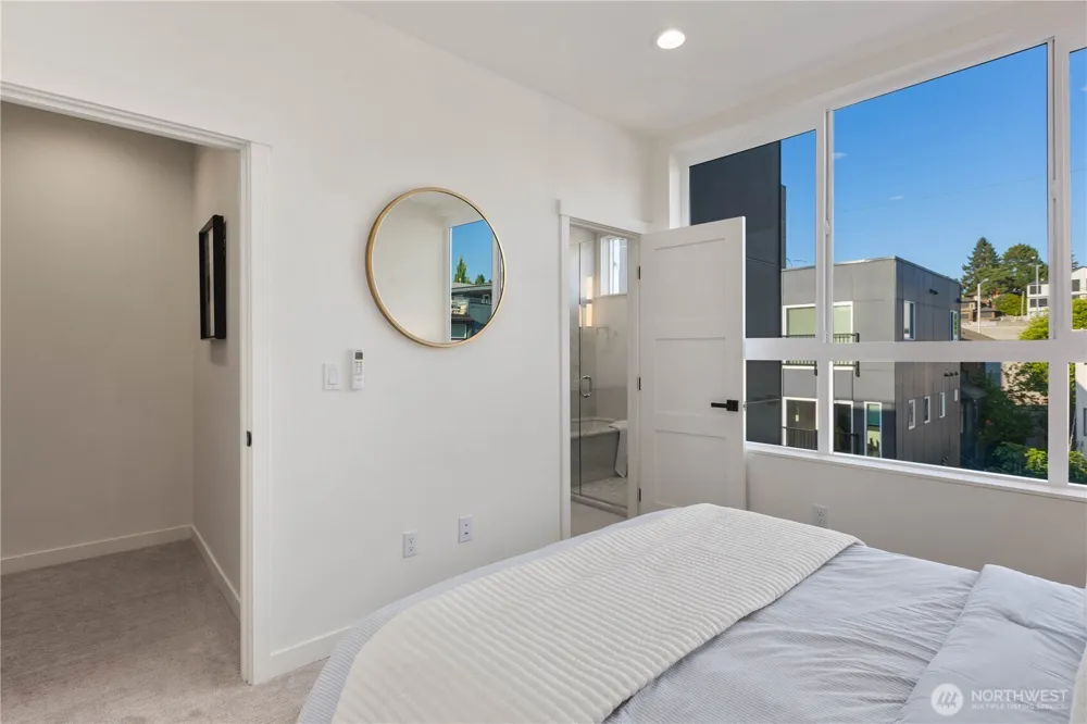 2328 Franklin Avenue E #A Seattle, WA 98102