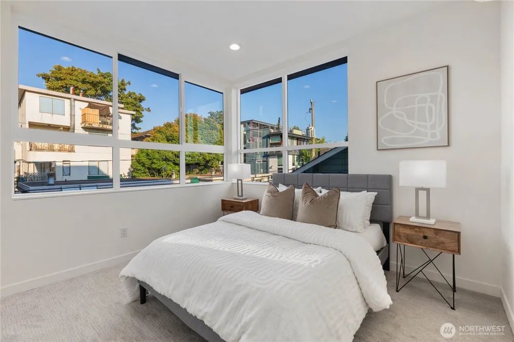 2328 Franklin Avenue E #A Seattle, WA 98102