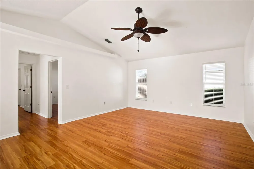 732 PLUM TREE LANE Sarasota, FL 34243