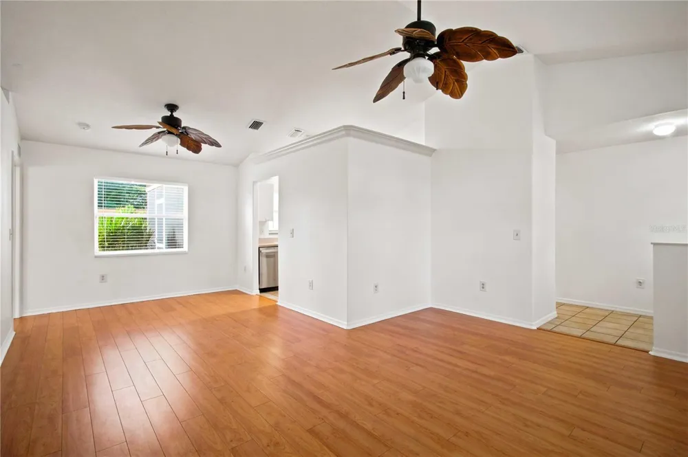 732 PLUM TREE LANE Sarasota, FL 34243