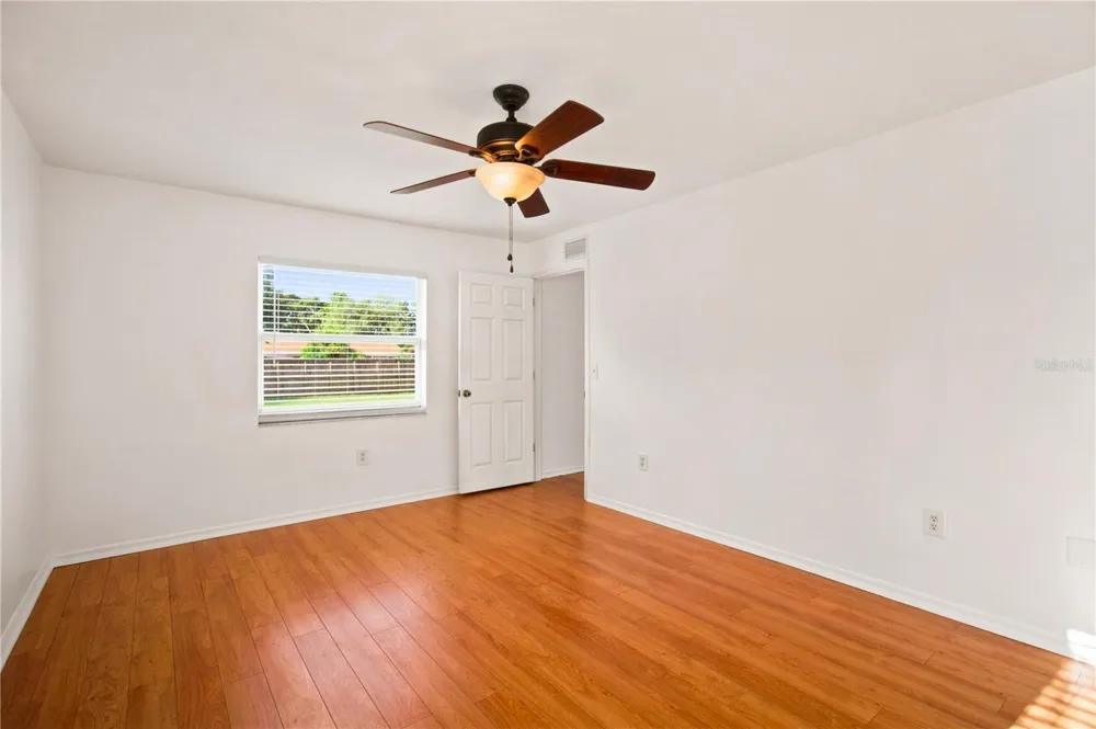 732 PLUM TREE LANE Sarasota, FL 34243