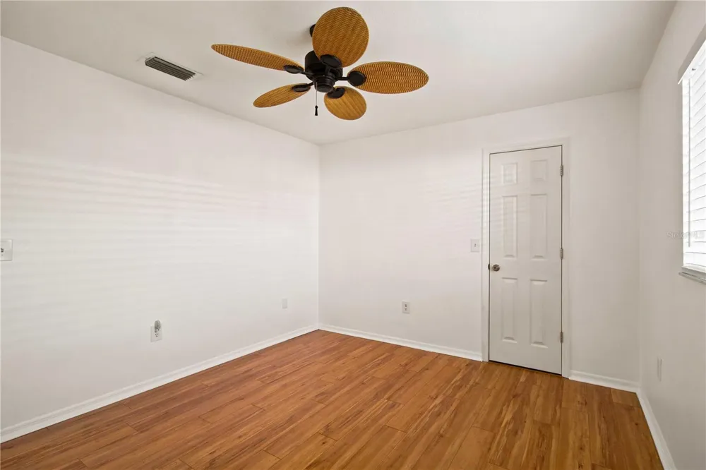 732 PLUM TREE LANE Sarasota, FL 34243
