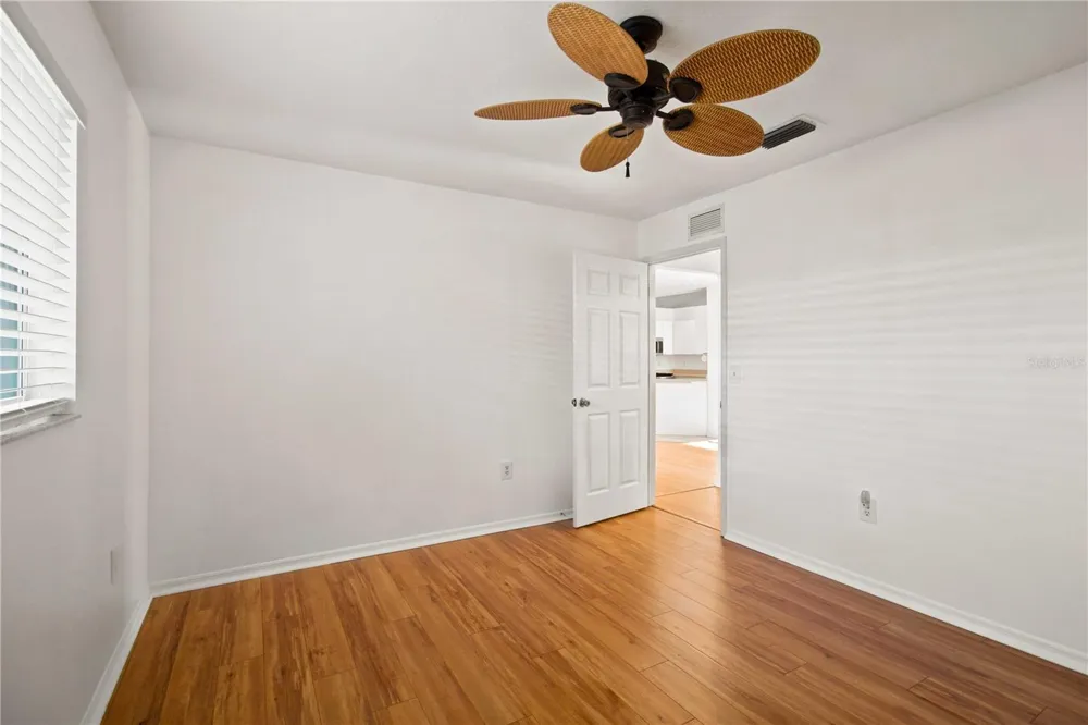 732 PLUM TREE LANE Sarasota, FL 34243