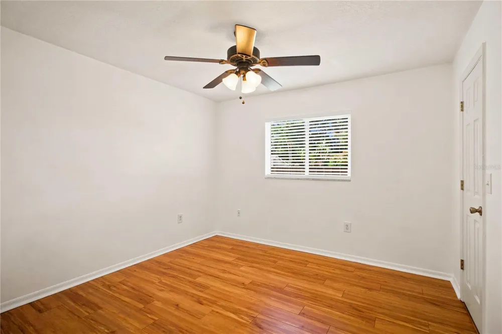 732 PLUM TREE LANE Sarasota, FL 34243