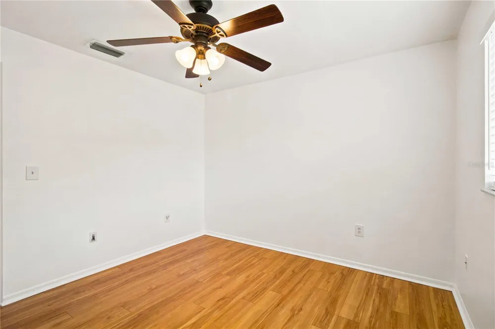 732 PLUM TREE LANE Sarasota, FL 34243