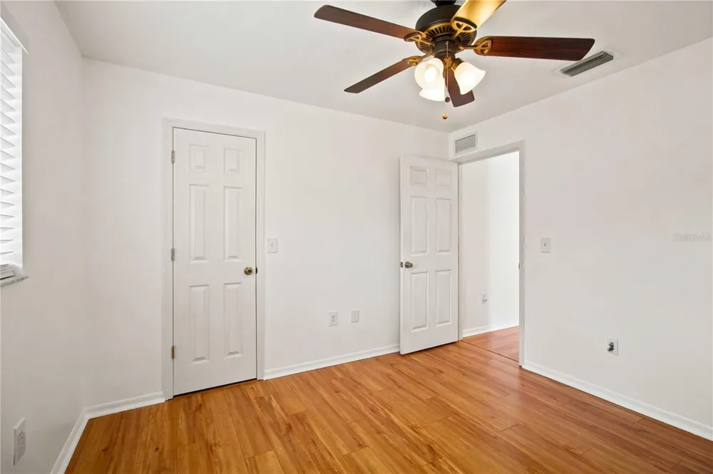 732 PLUM TREE LANE Sarasota, FL 34243